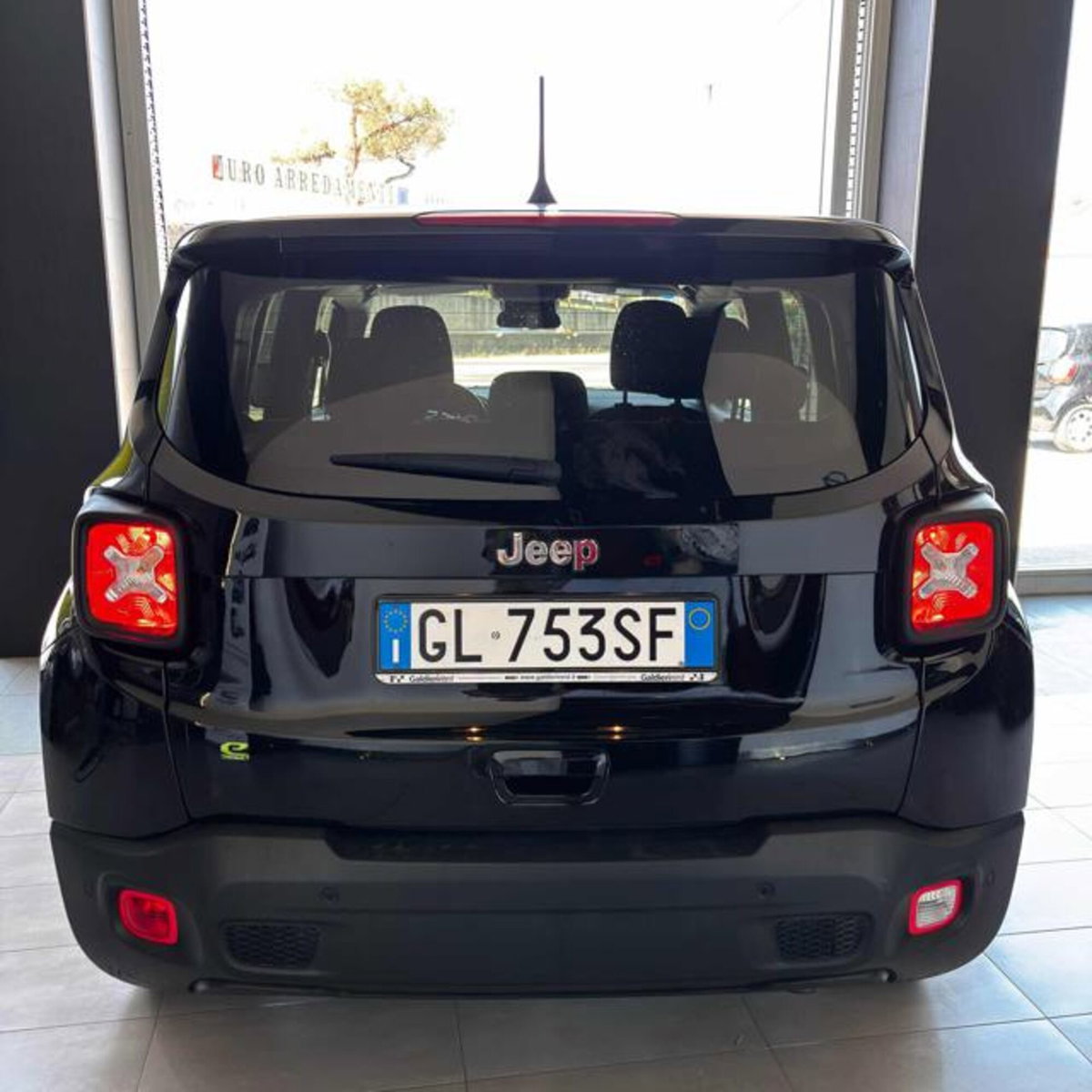 Jeep Renegade 1.5 Turbo T4 MHEV Limited (10)