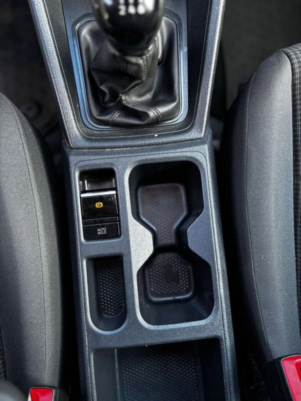 Volkswagen Veicoli Commerciali Caddy 2.0 TDI Kombi Business (20)
