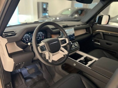 Land Rover Defender 110 3.0d i6 mhev X-Dynamic SE awd 200cv auto (12)