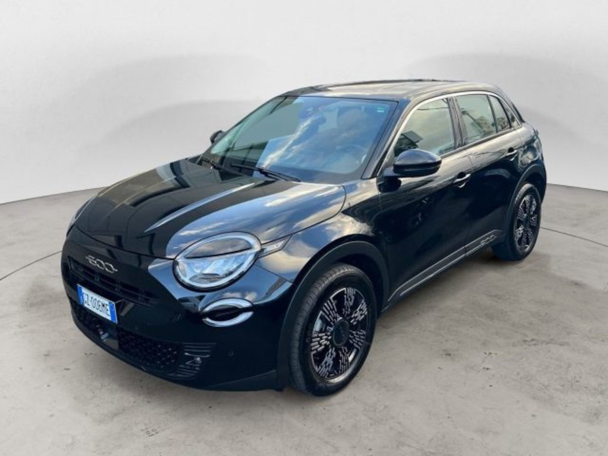 Fiat 600 1.2 hybrid Icon 145cv auto (2)