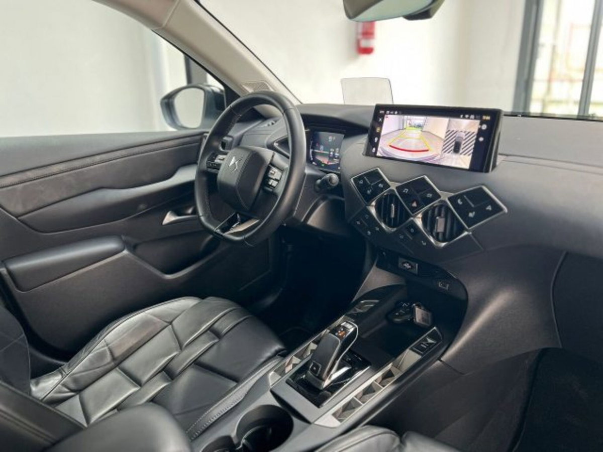 Ds DS 3 1.5 bluehdi Opera 130cv auto (8)