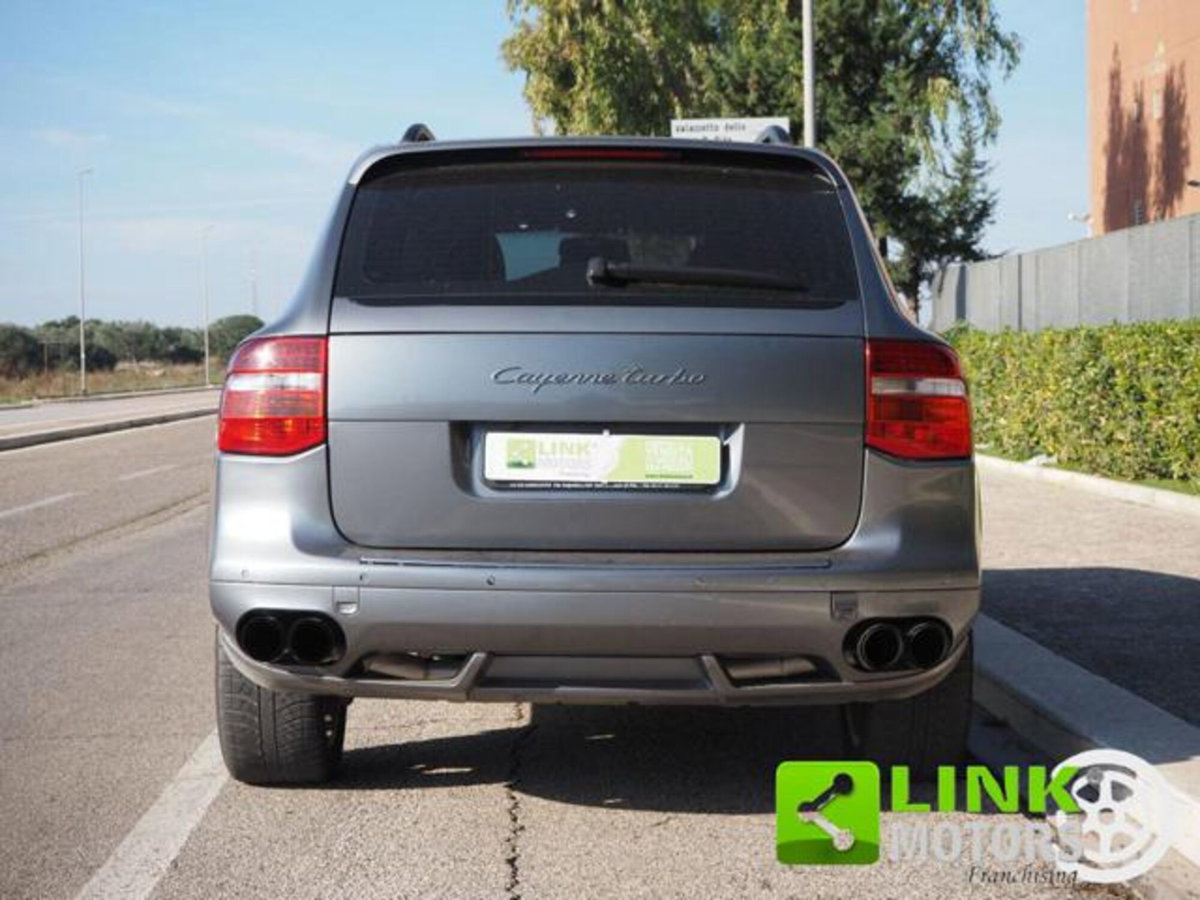 Porsche Cayenne 4.5 cat Turbo (10)