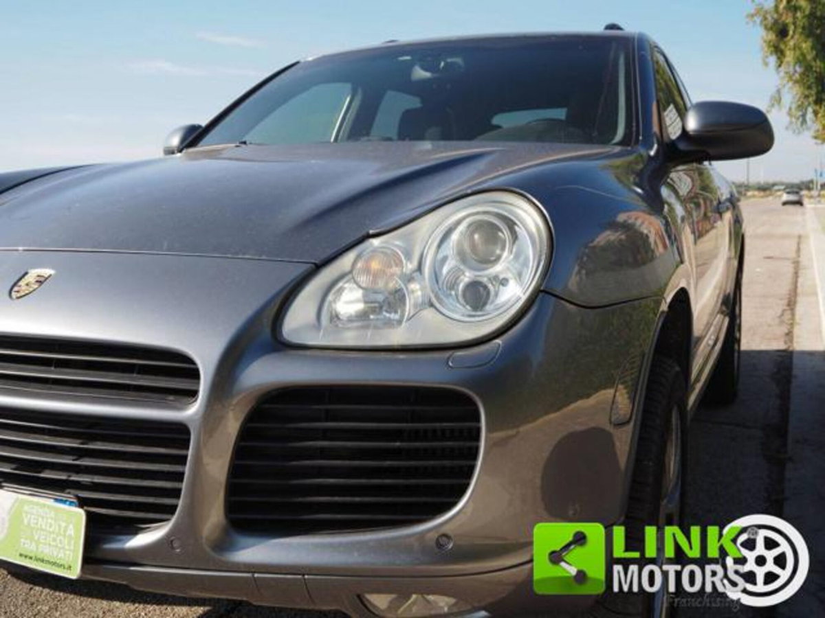 Porsche Cayenne 4.5 cat Turbo (20)