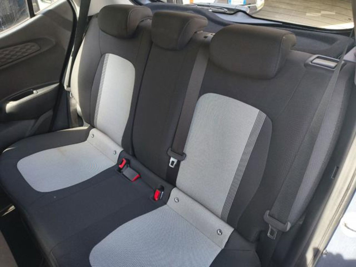Hyundai i10 1.0 MPI Advanced (14)