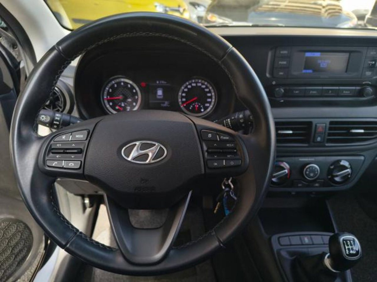 Hyundai i10 1.0 MPI Advanced (8)
