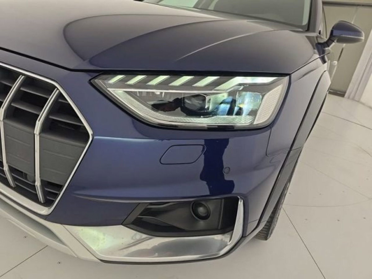 Audi A4 Allroad 40 TDI 204 CV S tronic (19)