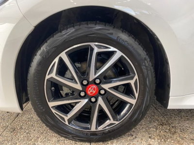 Toyota Yaris 1.0 5 porte Dynamic (18)