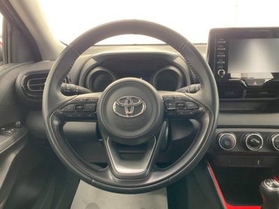 Toyota Yaris 1.0 5 porte Dynamic (7)