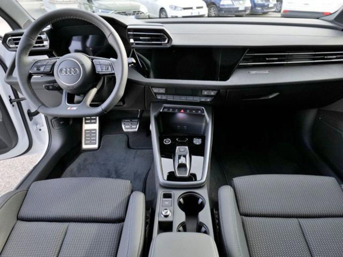 Audi A3 Sportback 2.0 tdi S line edition 150cv s-tronic (7)