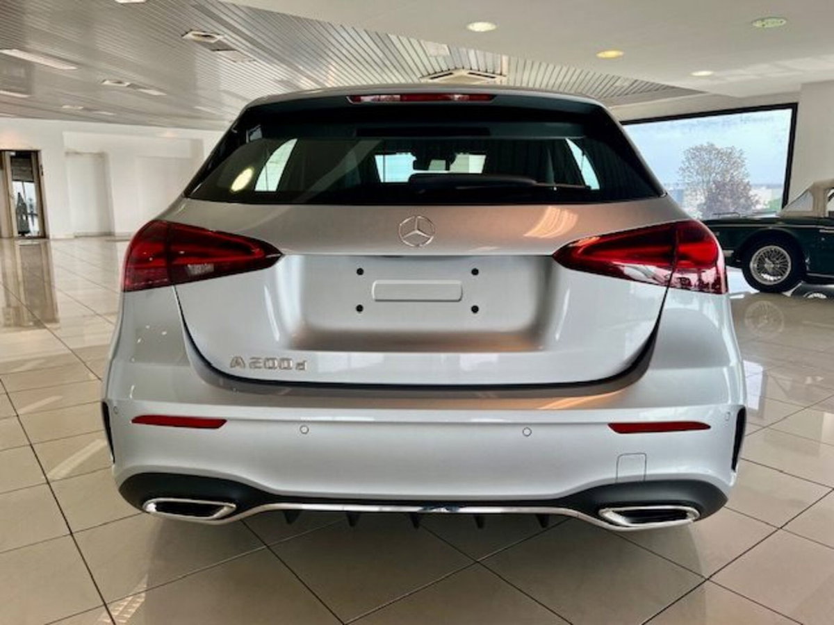 Mercedes-Benz Classe A Sedan 200 d AMG Line Premium Plus auto (6)