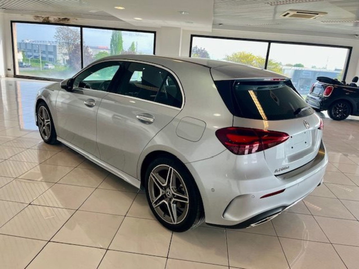 Mercedes-Benz Classe A Sedan 200 d AMG Line Premium Plus auto (7)