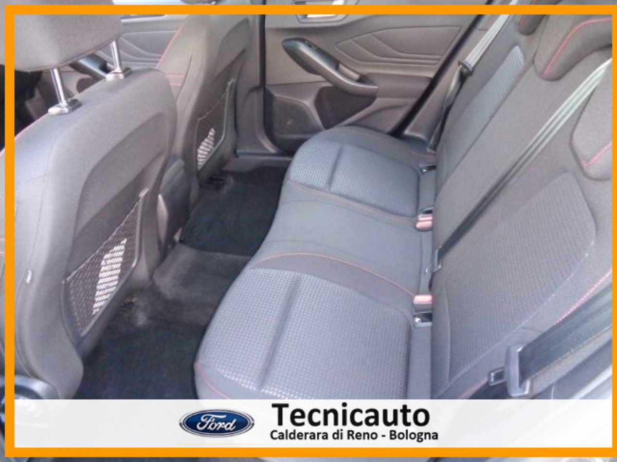 Ford Focus 1.0 EcoBoost Hybrid 125 CV Power. 5p. ST-Line Style (12)
