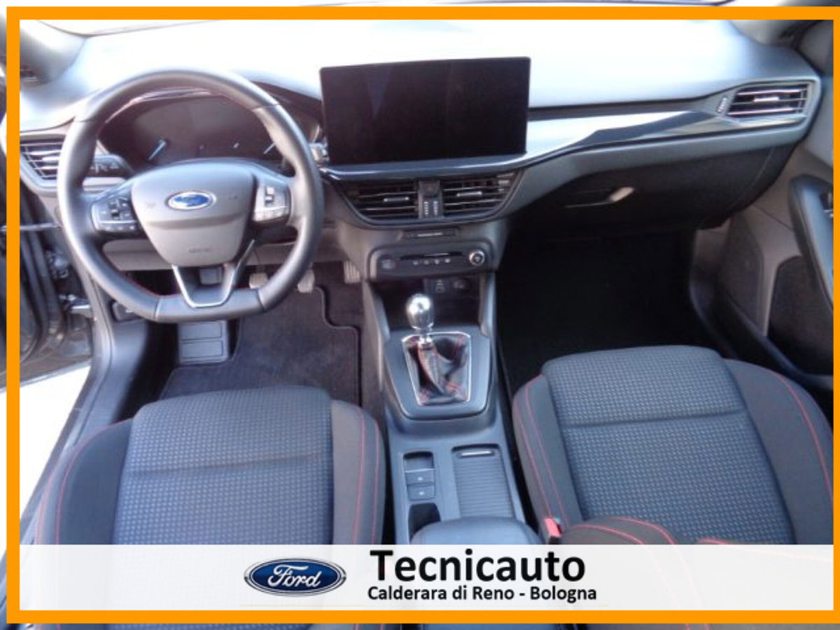 Ford Focus 1.0 EcoBoost Hybrid 125 CV Power. 5p. ST-Line Style (13)