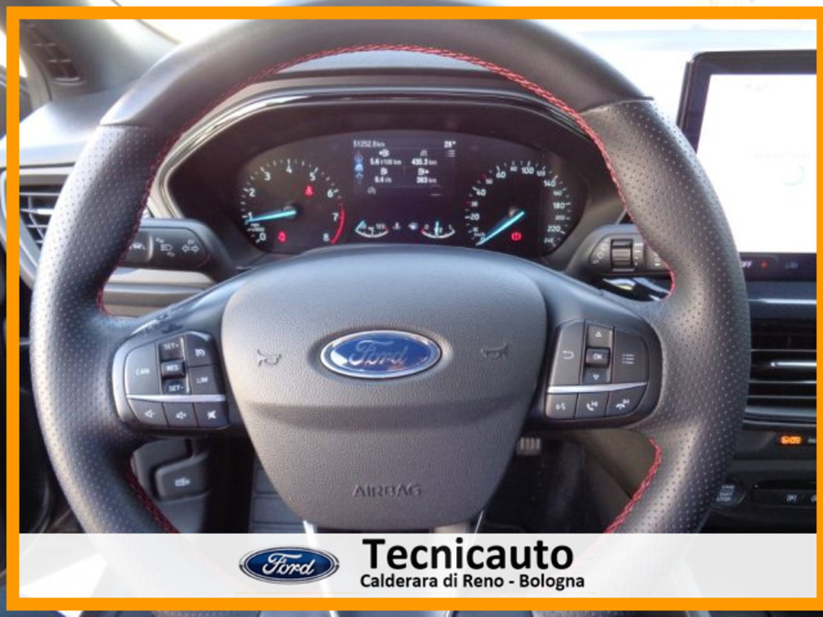 Ford Focus 1.0 EcoBoost Hybrid 125 CV Power. 5p. ST-Line Style (15)