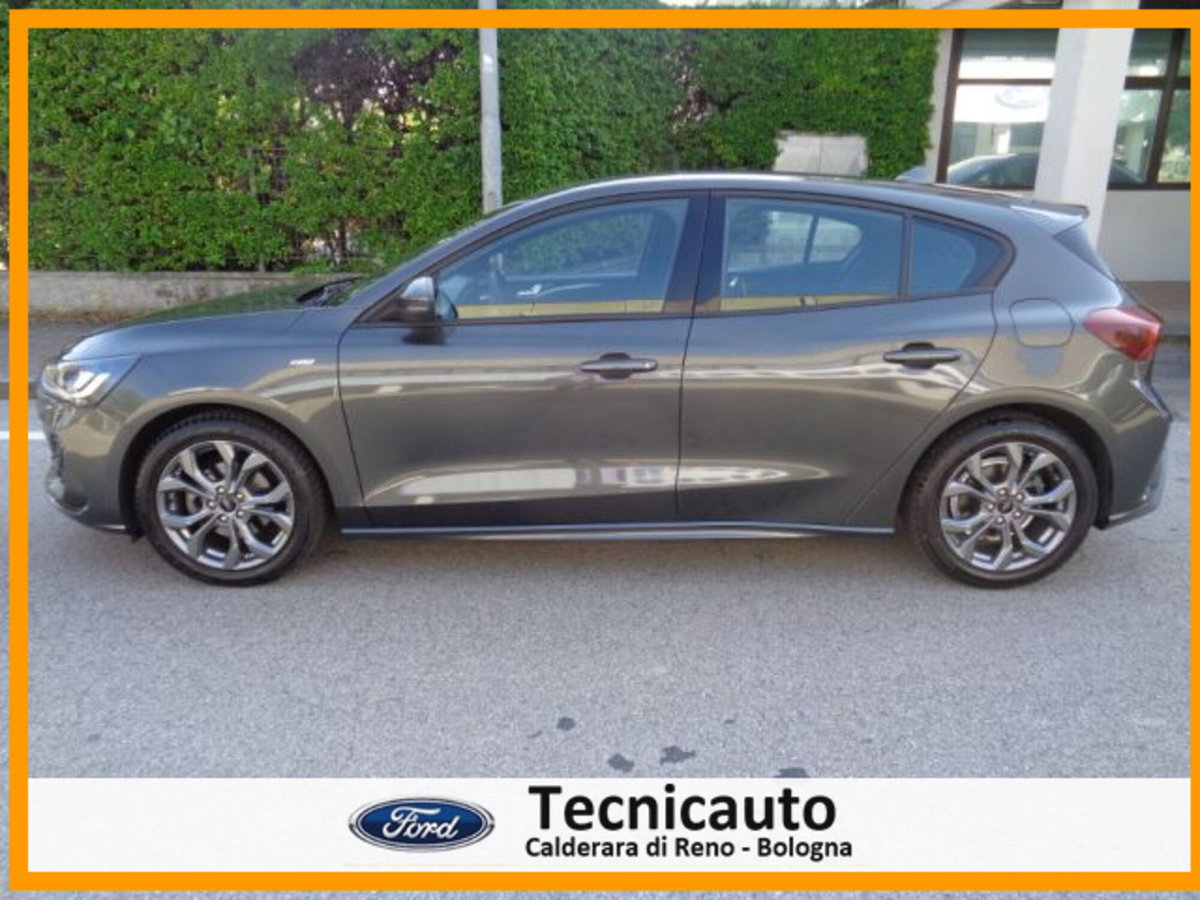 Ford Focus 1.0 EcoBoost Hybrid 125 CV Power. 5p. ST-Line Style (5)