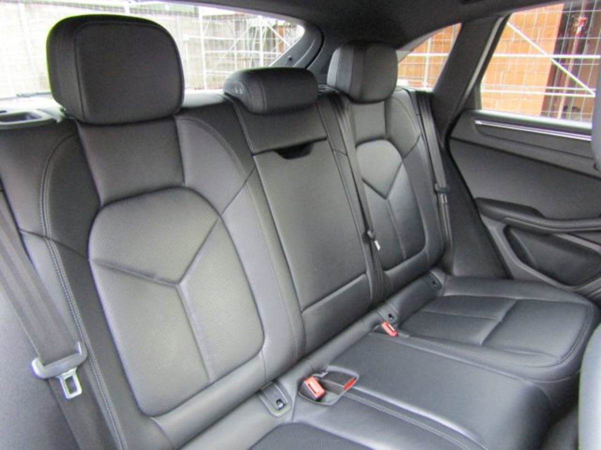 Porsche Macan 2.0 (13)