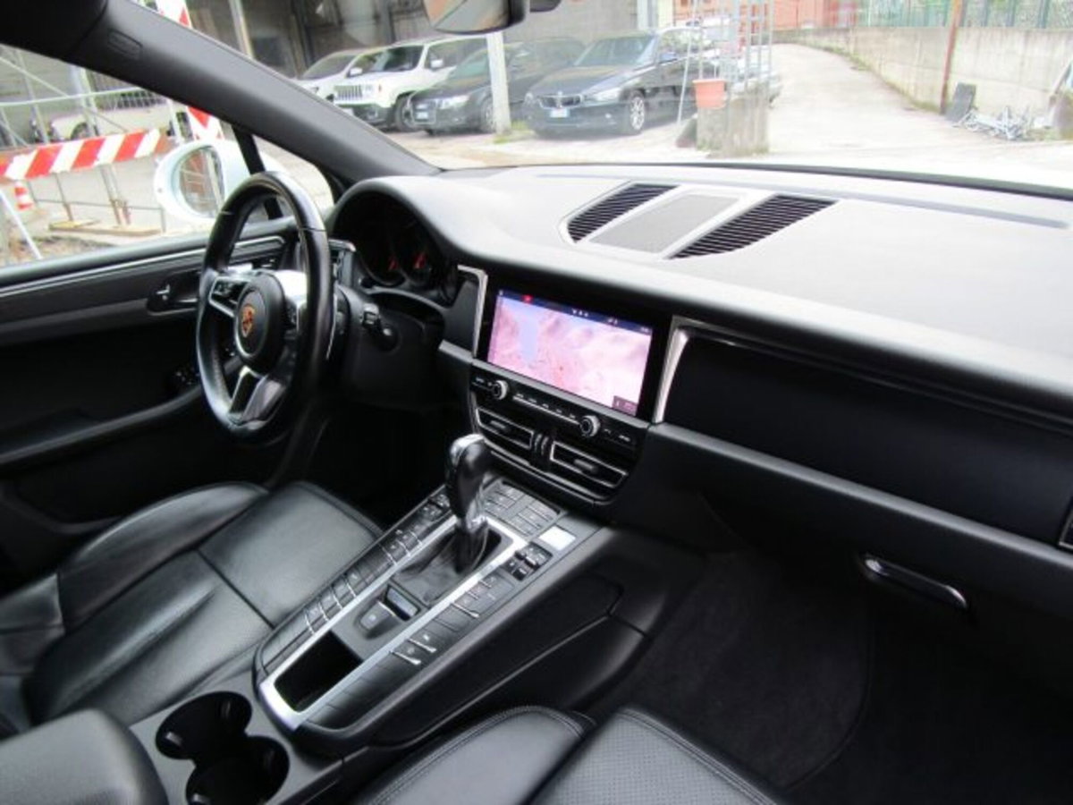 Porsche Macan 2.0 (15)