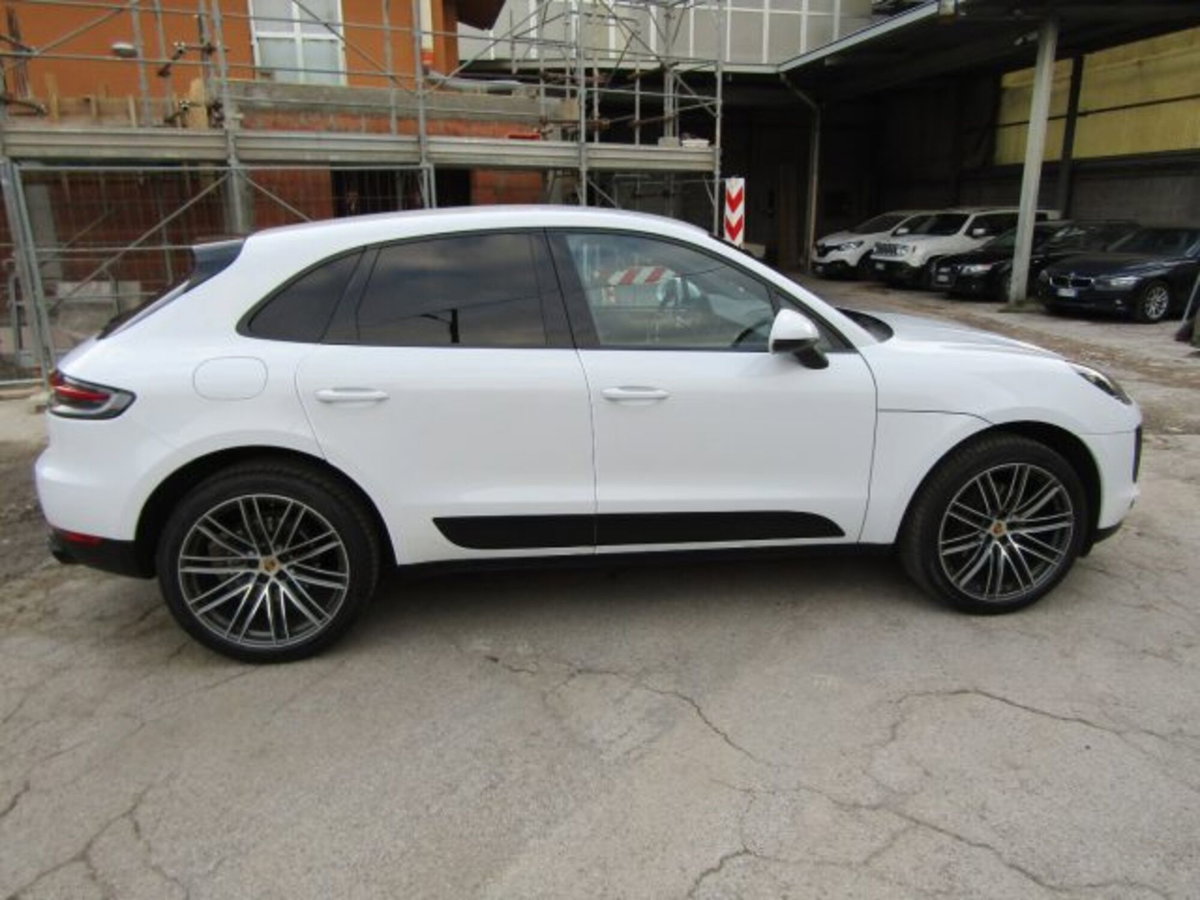 Porsche Macan 2.0 (4)