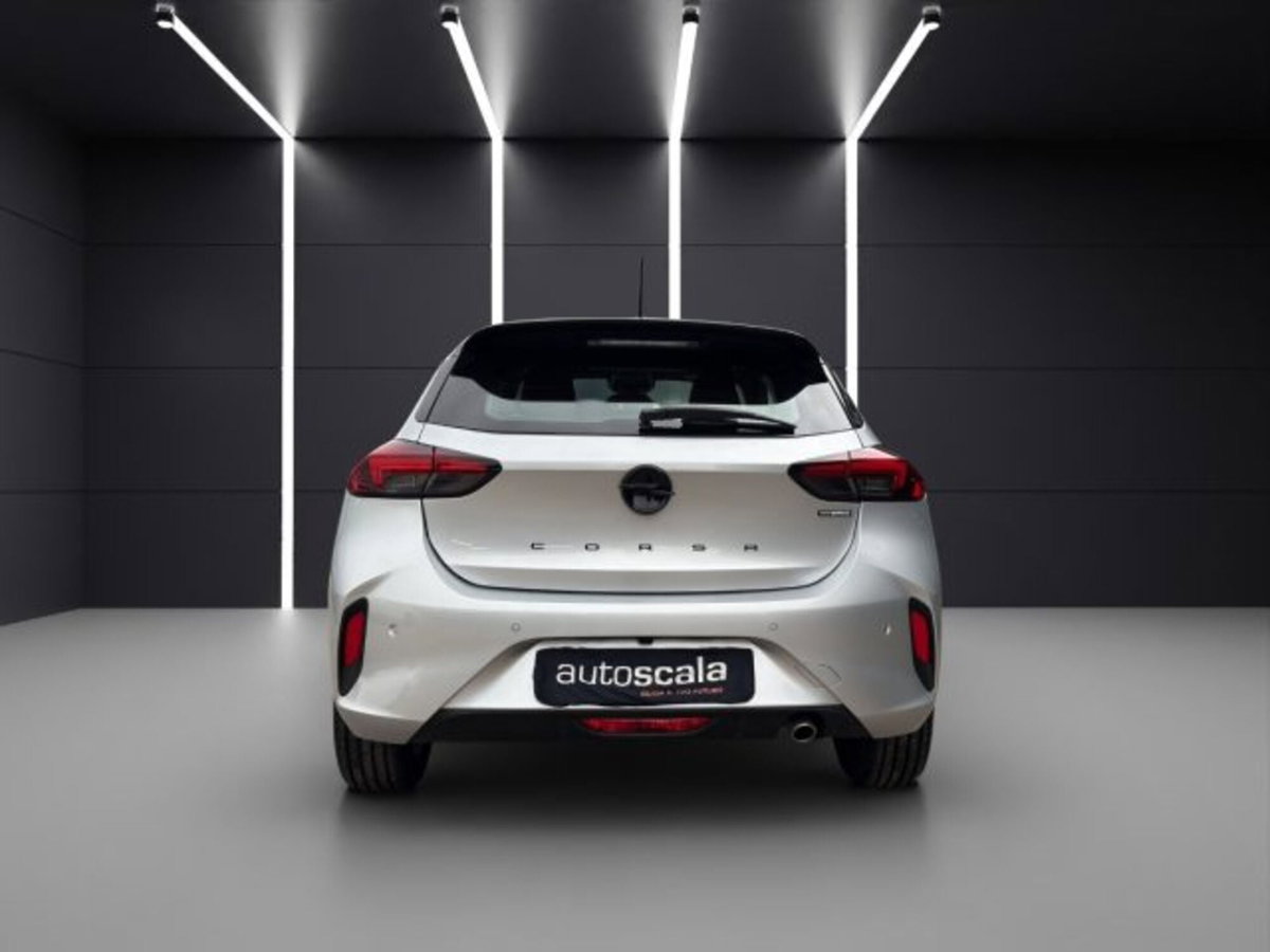 Opel Corsa 1.2 hybrid GS 100cv dct6 (4)