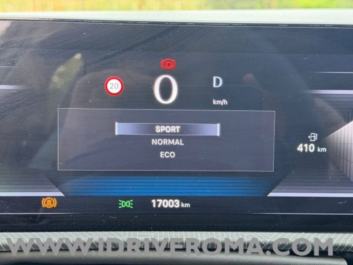 Lancia Ypsilon 1.2 mhev LX 110cv e-dct (17)