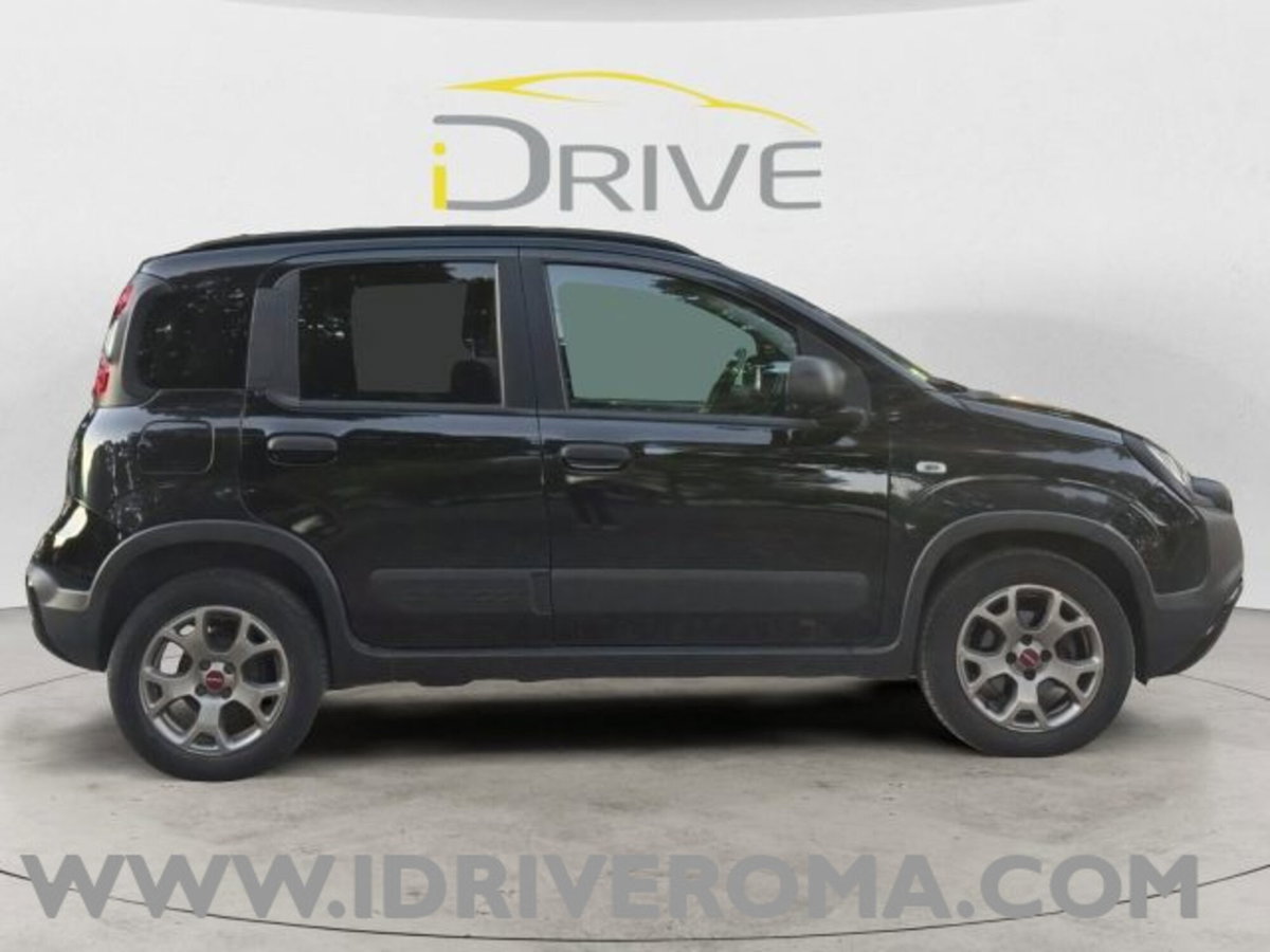 Fiat Panda 1.0 FireFly S&S Hybrid City Cross (5)