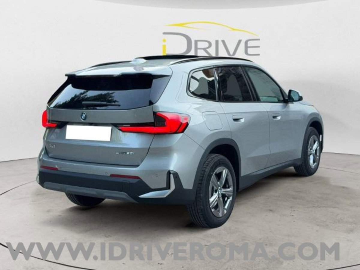BMW X1 sdrive20i mhev 48V auto (5)