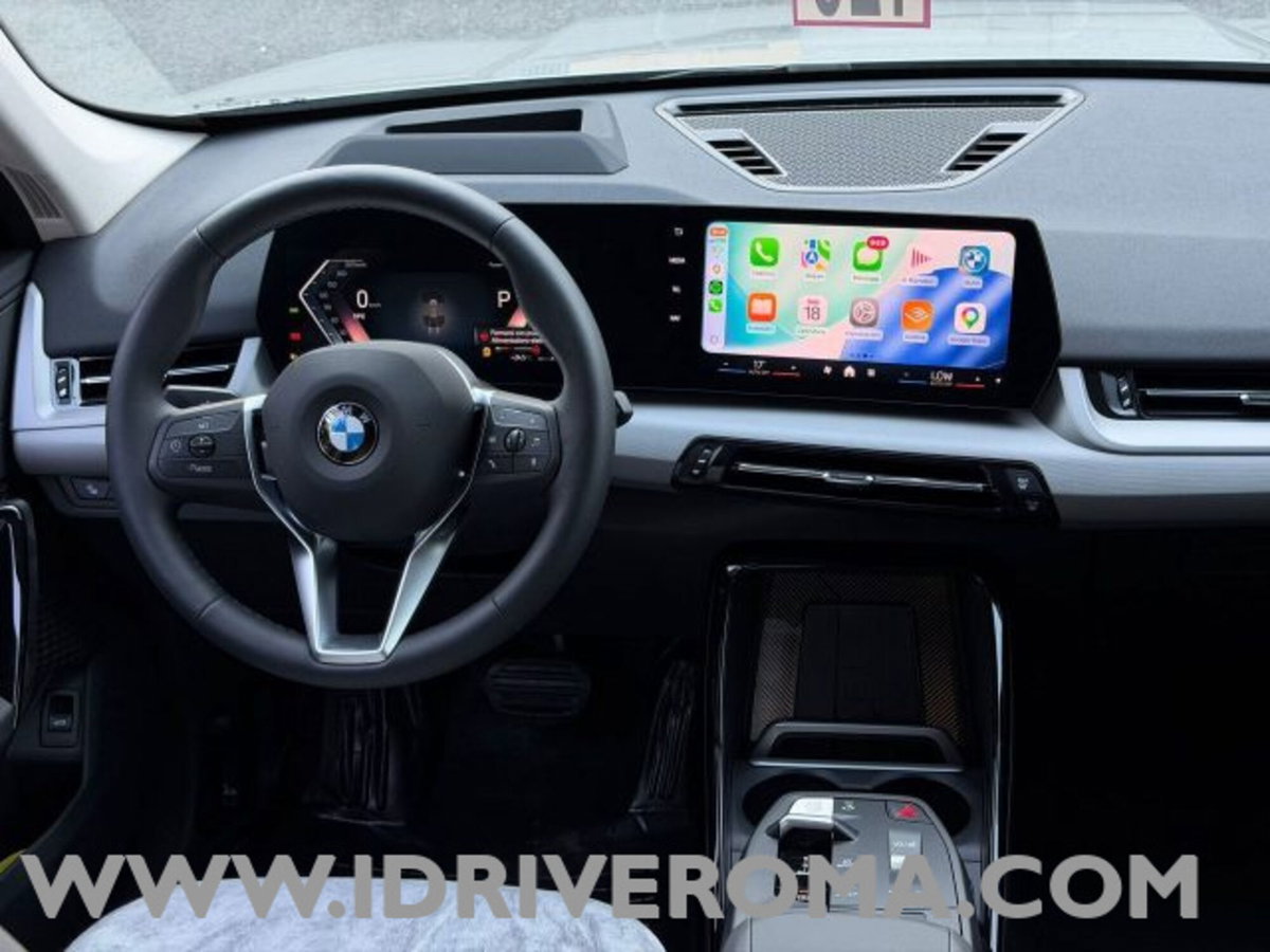 BMW X1 sdrive20i mhev 48V auto (9)