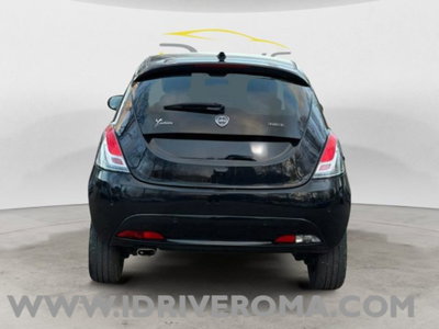 Lancia Ypsilon 1.0 FireFly 5 porte S&S Hybrid Gold Plus (4)