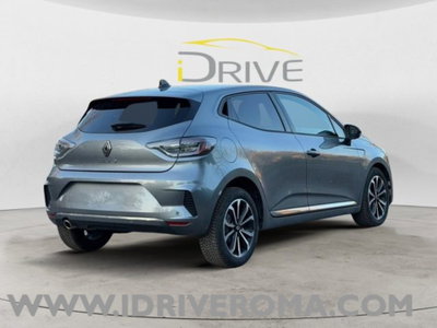 Renault Clio 1.0 tce Techno 90cv (6)