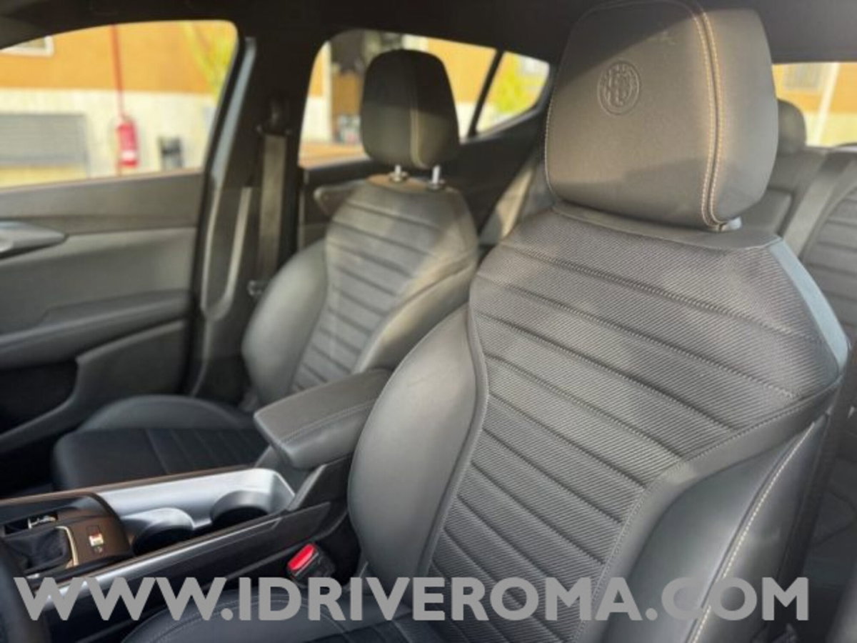Alfa Romeo Tonale Tonale 1.5 130 CV MHEV TCT7 Super (6)