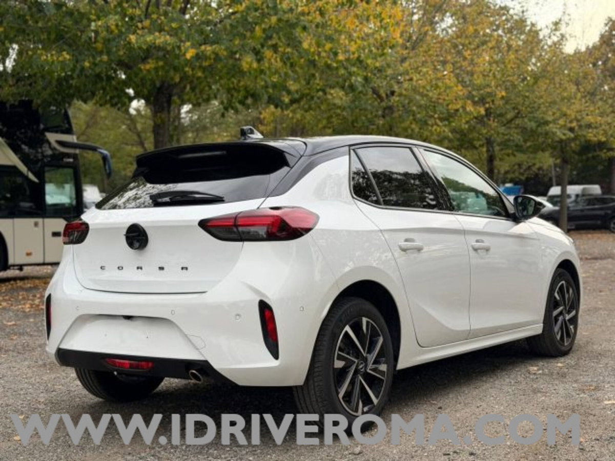 Opel Corsa 1.2 GS s&s 100cv (12)