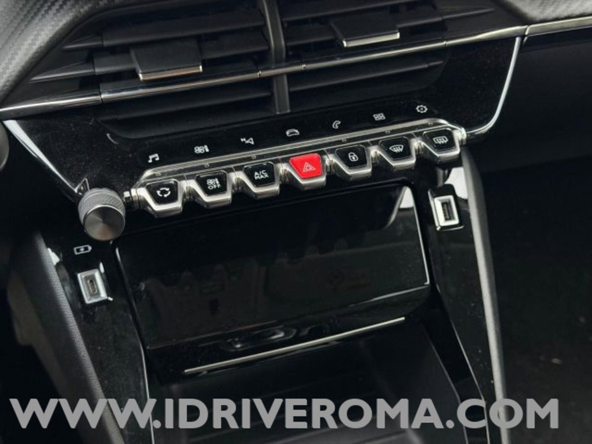 Peugeot 2008 PureTech 130 S&S EAT8 Allure Pack (13)