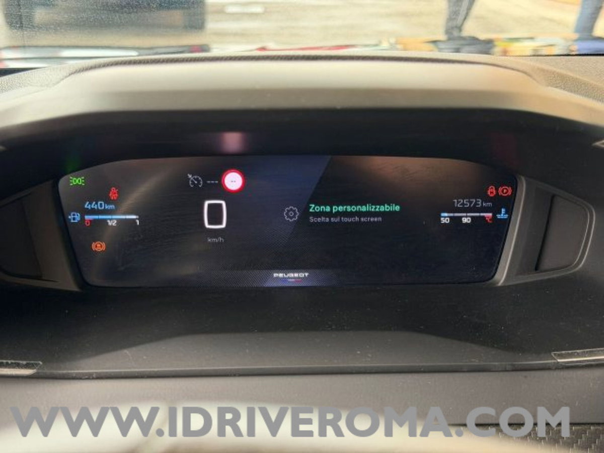Peugeot 2008 PureTech 100 S&S Allure (7)