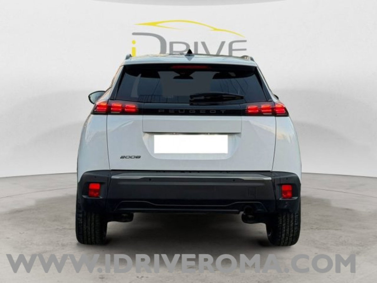 Peugeot 2008 PureTech 100 S&S Allure (5)