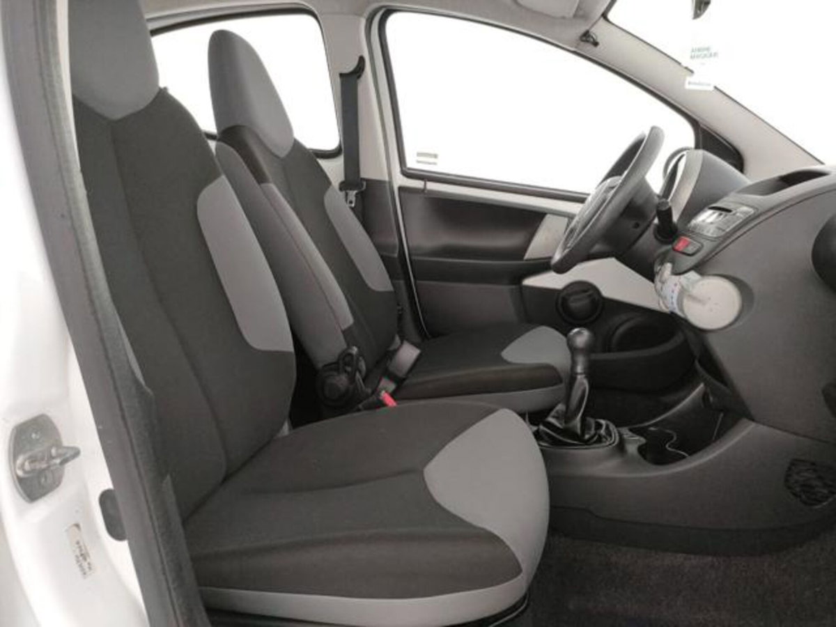 Citroen C1 1.0 5 porte Attraction (6)