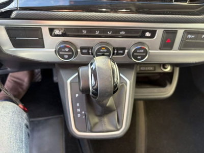 Volkswagen Multivan 2.0 TDI 150CV DSG 4Motion Space (10)