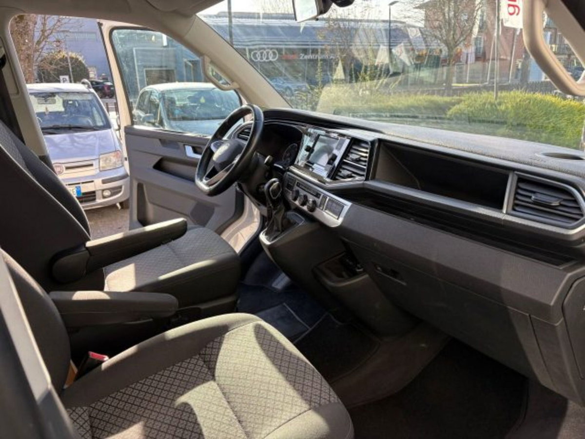 Volkswagen Multivan 2.0 TDI 150CV DSG 4Motion Space (14)