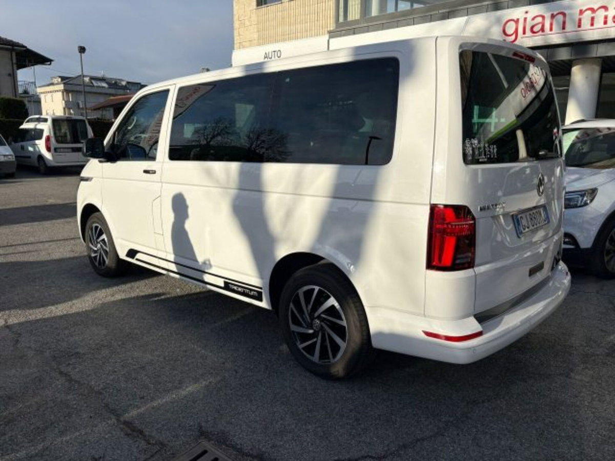 Volkswagen Multivan 2.0 TDI 150CV DSG 4Motion Space (2)