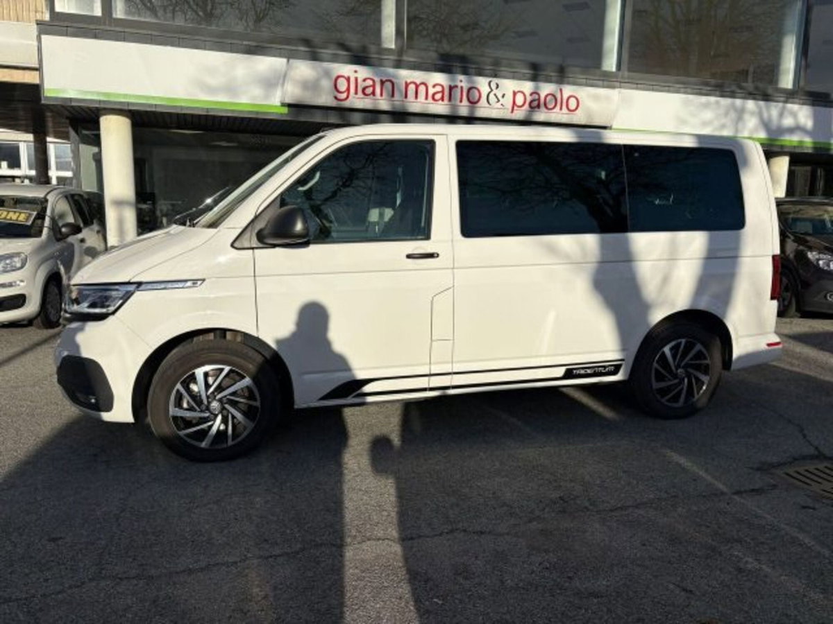 Volkswagen Multivan 2.0 TDI 150CV DSG 4Motion Space (3)