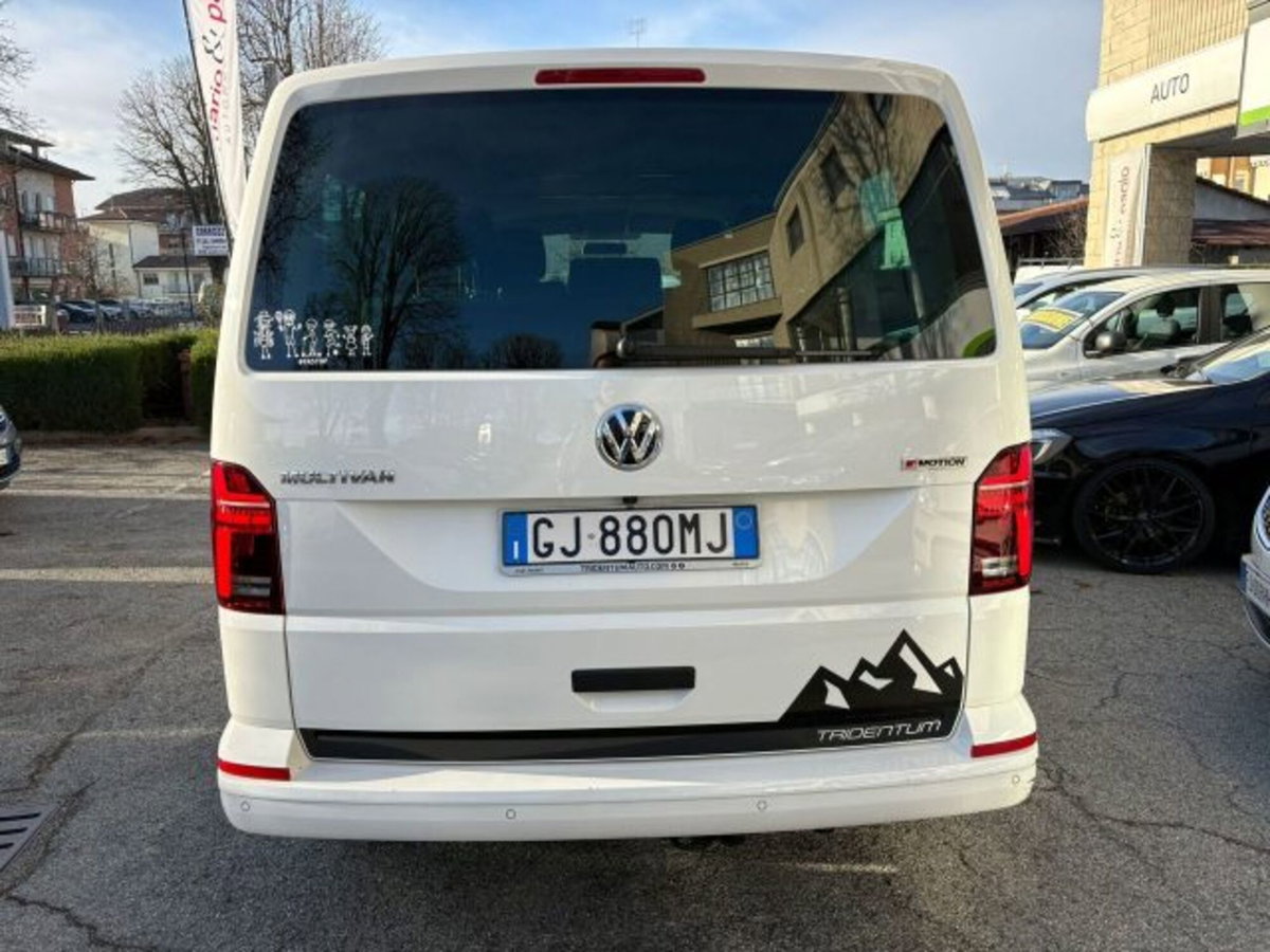 Volkswagen Multivan 2.0 TDI 150CV DSG 4Motion Space (5)