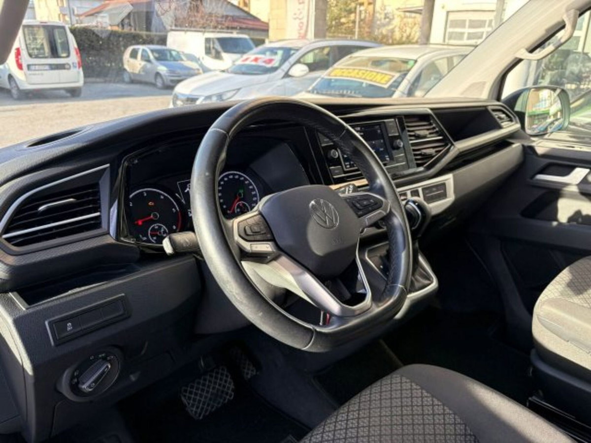 Volkswagen Multivan 2.0 TDI 150CV DSG 4Motion Space (6)