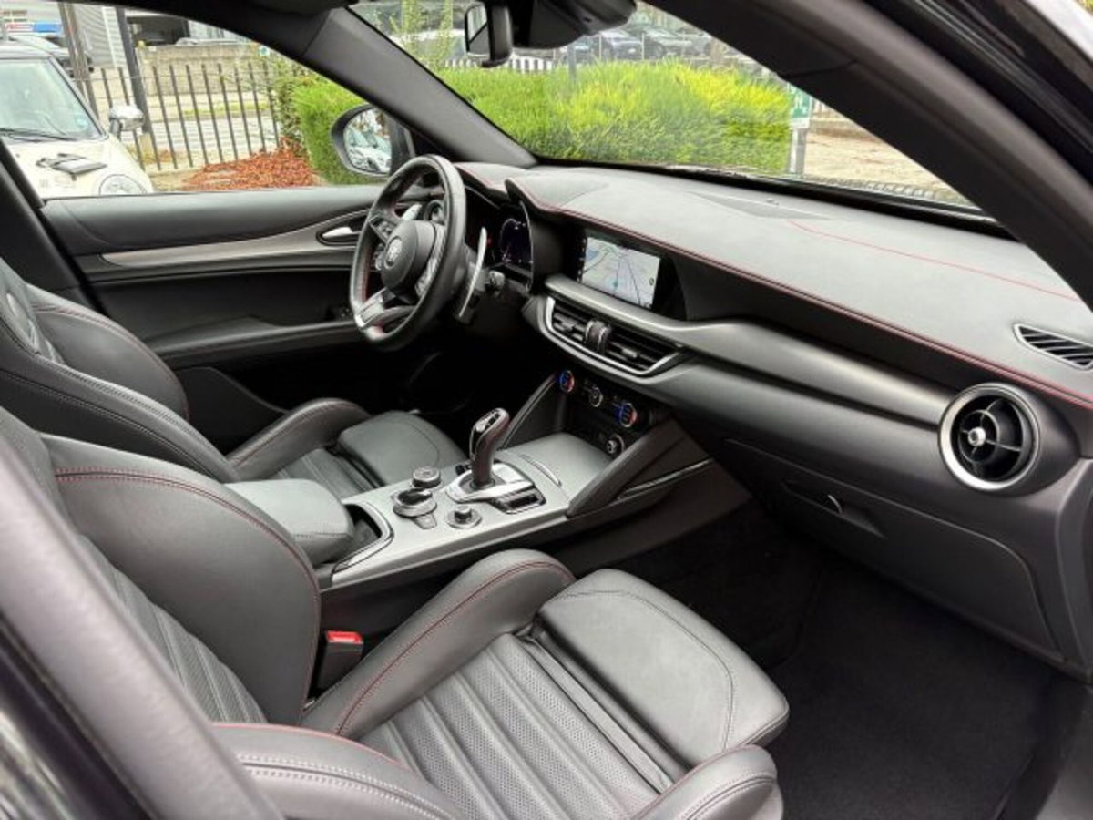 Alfa Romeo Stelvio Stelvio 2.2 Turbodiesel 210 CV AT8 Q4 Estrema (9)