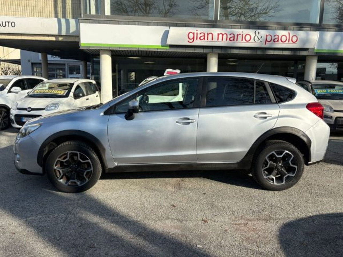 Subaru XV 2.0D-S Exclusive (2)