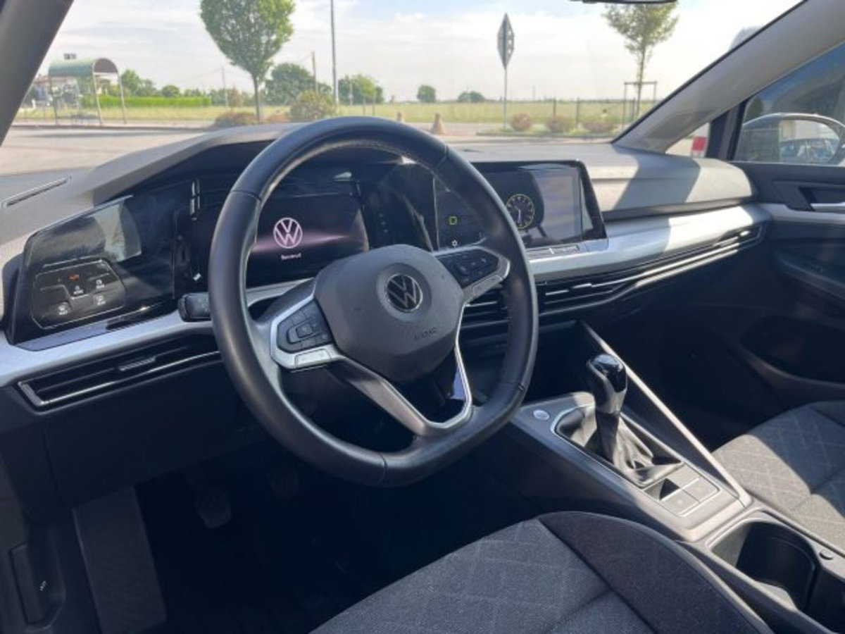 Volkswagen Golf 1.0 TSI EVO Life (8)
