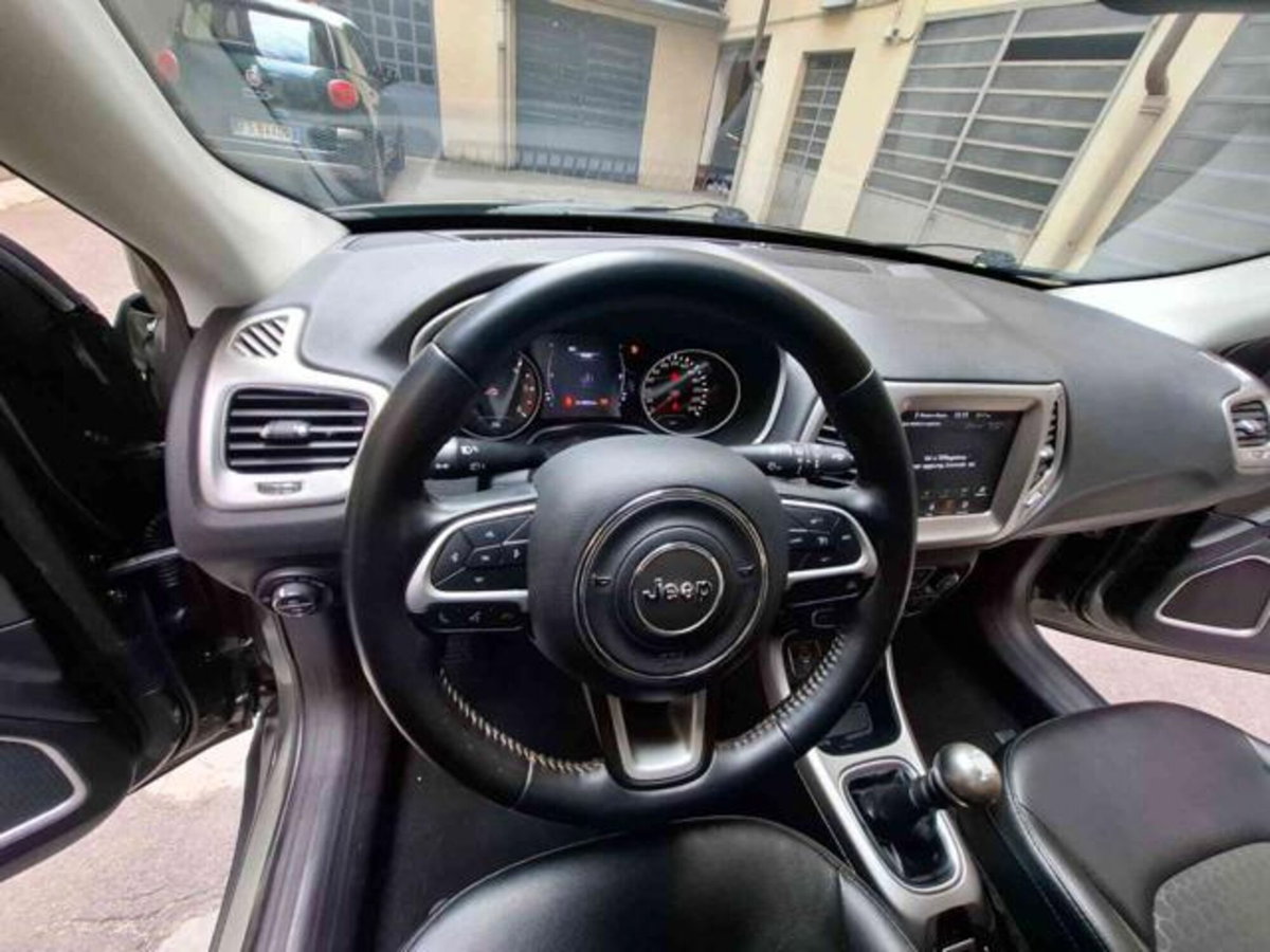 Jeep Compass 1.6 Multijet II 2WD Longitude (17)