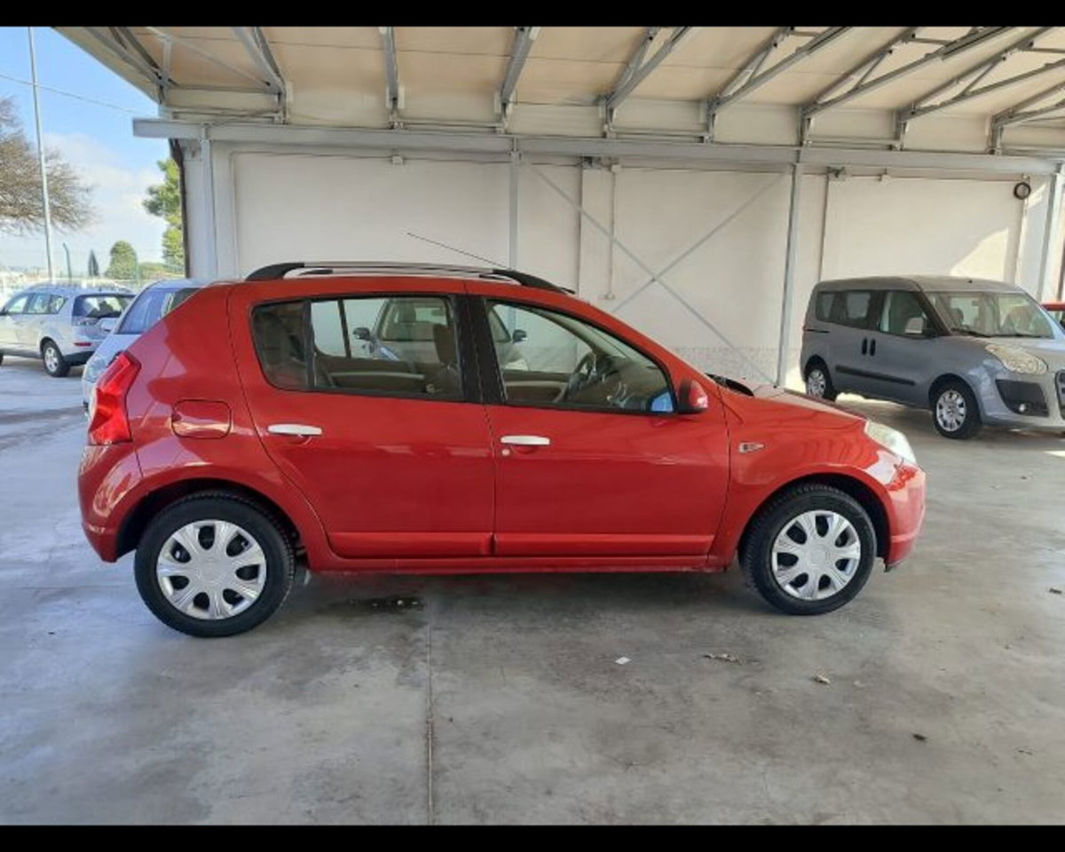 Dacia Sandero 1.4 8V GPL (3)