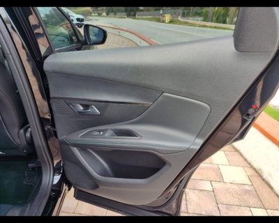 Peugeot 3008 BlueHDi 130 S&S EAT8 Allure Pack (16)