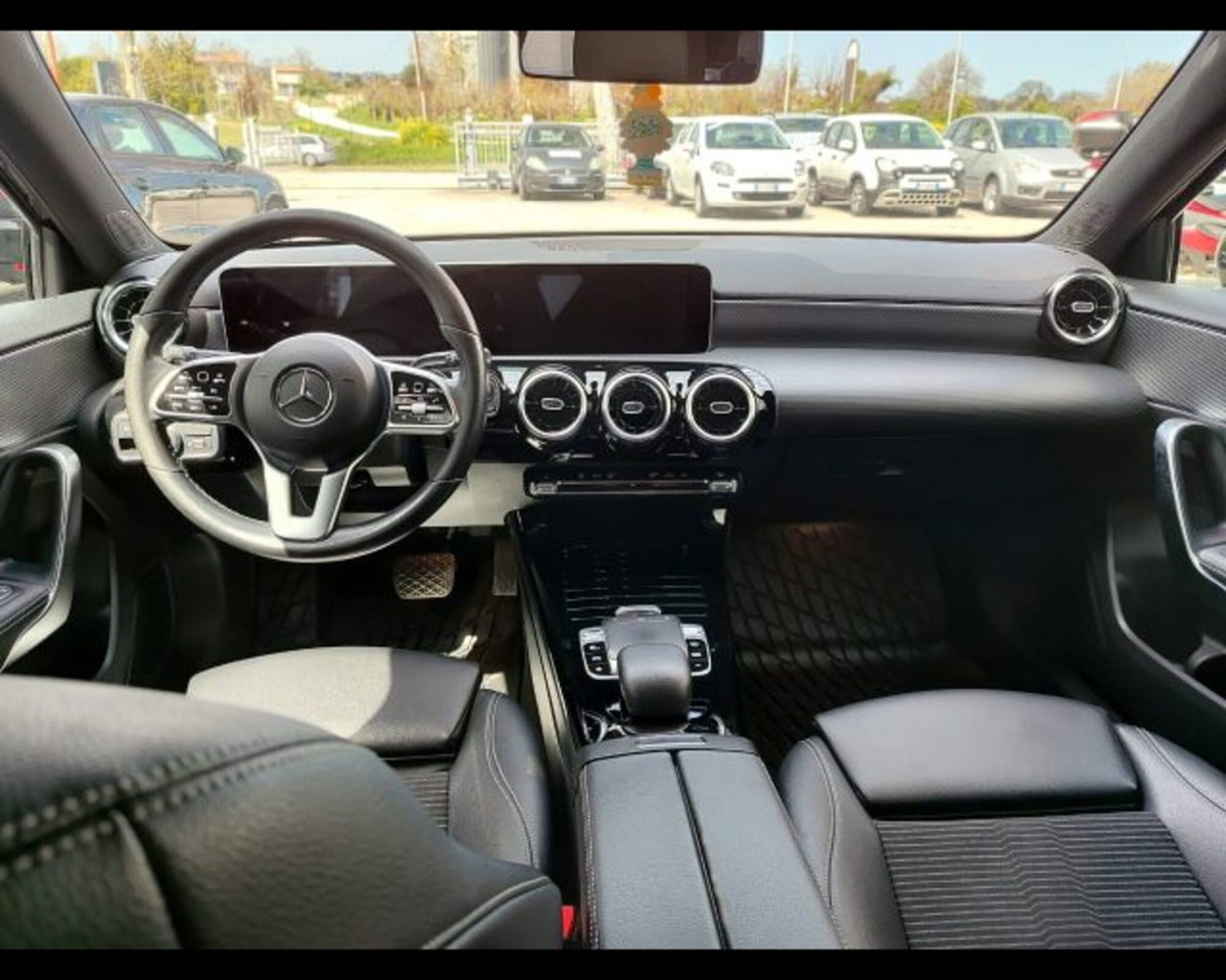 Mercedes-Benz Classe A 180 d Automatic Executive (10)