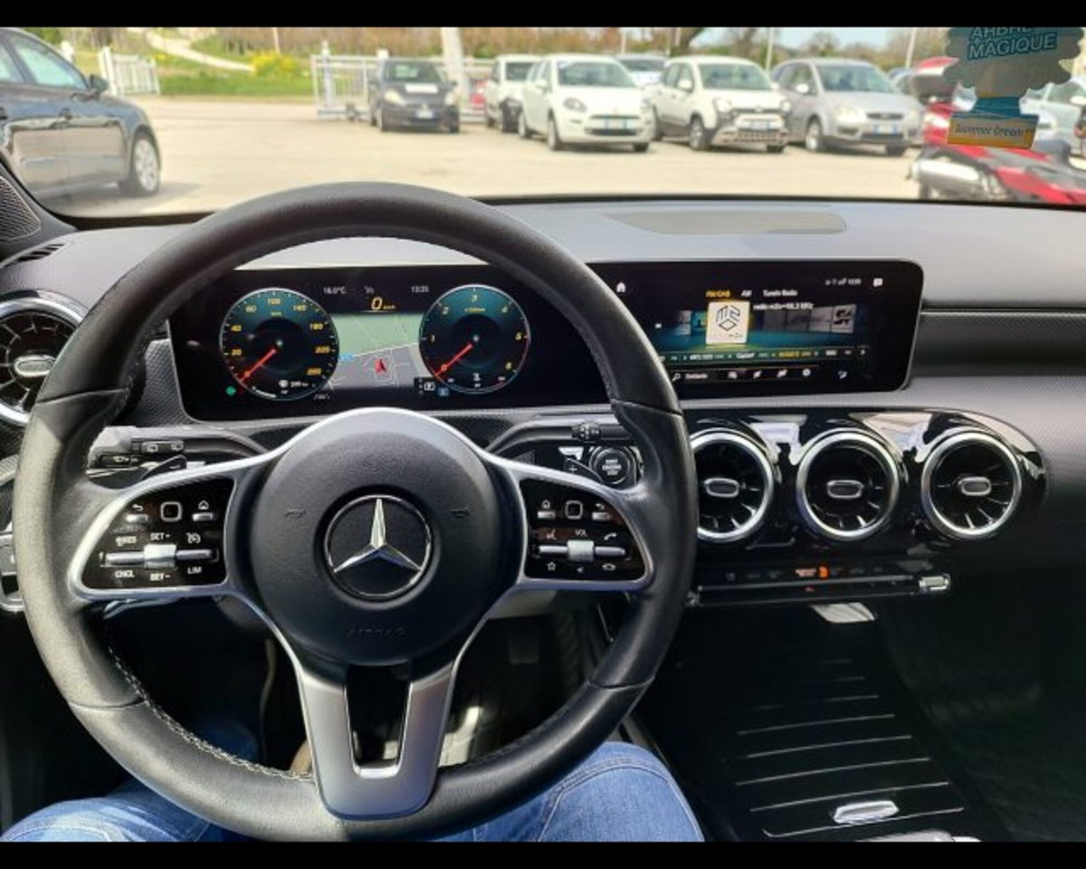 Mercedes-Benz Classe A 180 d Automatic Executive (11)