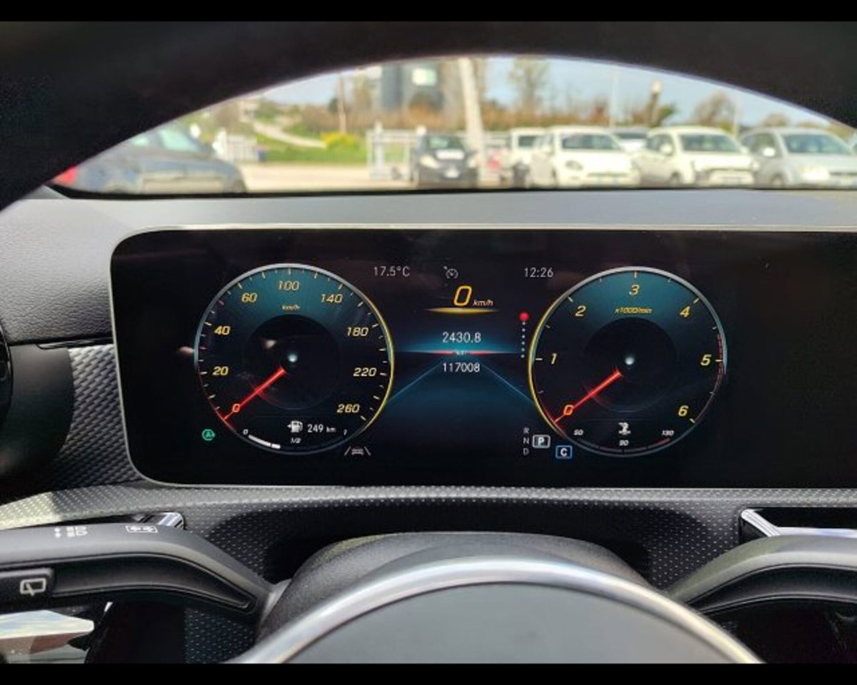 Mercedes-Benz Classe A 180 d Automatic Executive (12)